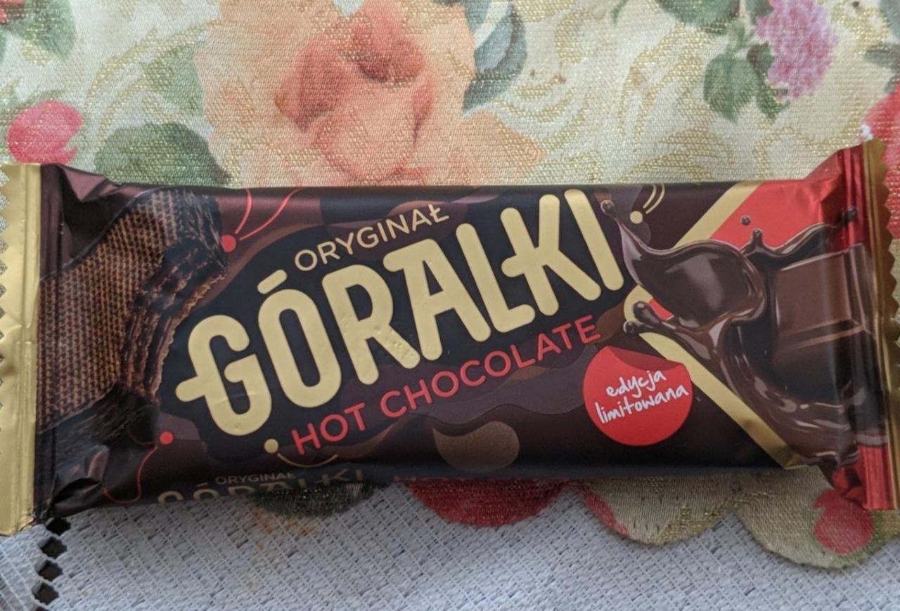 Фото - Батончик вафельный шоколадный Hot Chocolate Goralki