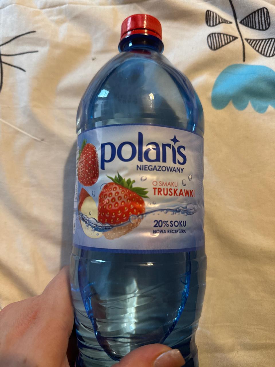 Фото - Негазированная вода со вкусом клубники Polaris