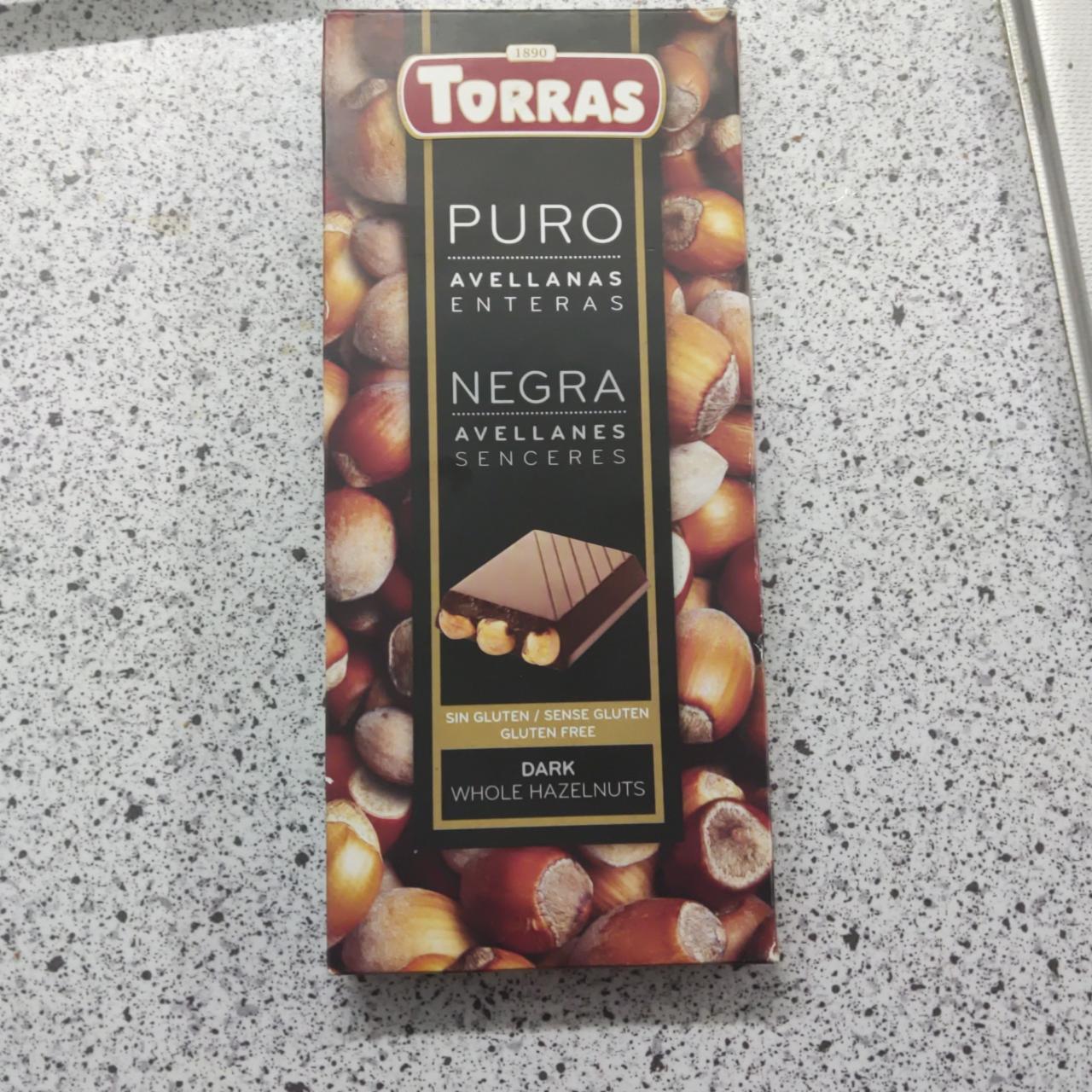 Фото - Черный шоколад с цельным фундуком Torras