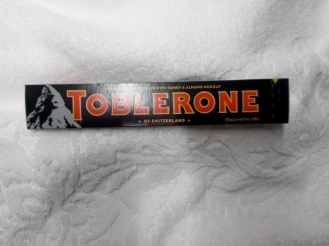 Фото - Шоколад темный Toblerone.