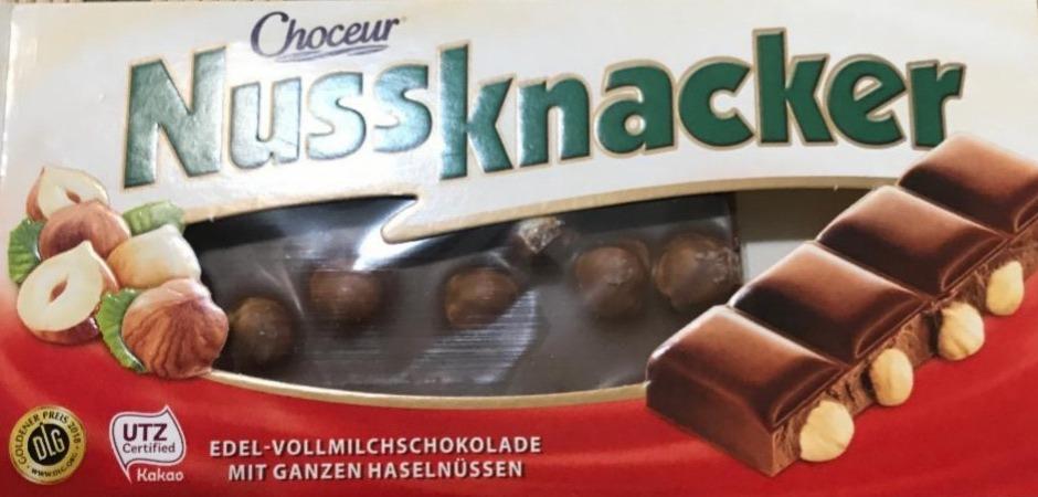 Фото - Черный шоколад с лесными орехами Nussknacker Choceur
