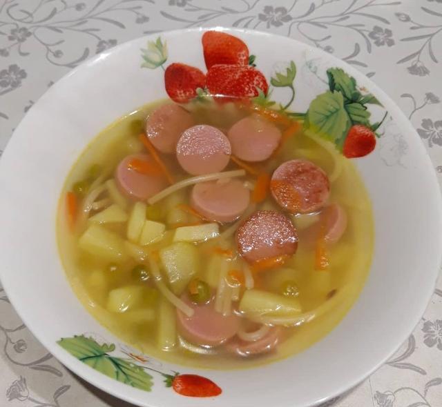 Фото - суп вермишелевый с колбасой