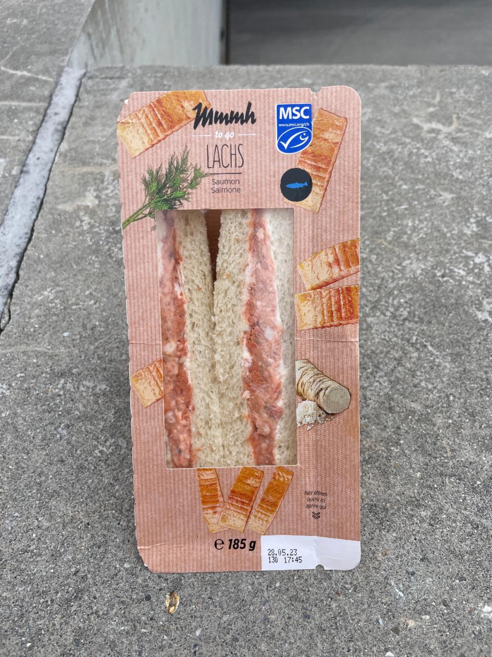 Фото - сендвич с лососем to go lachs Mmmh
