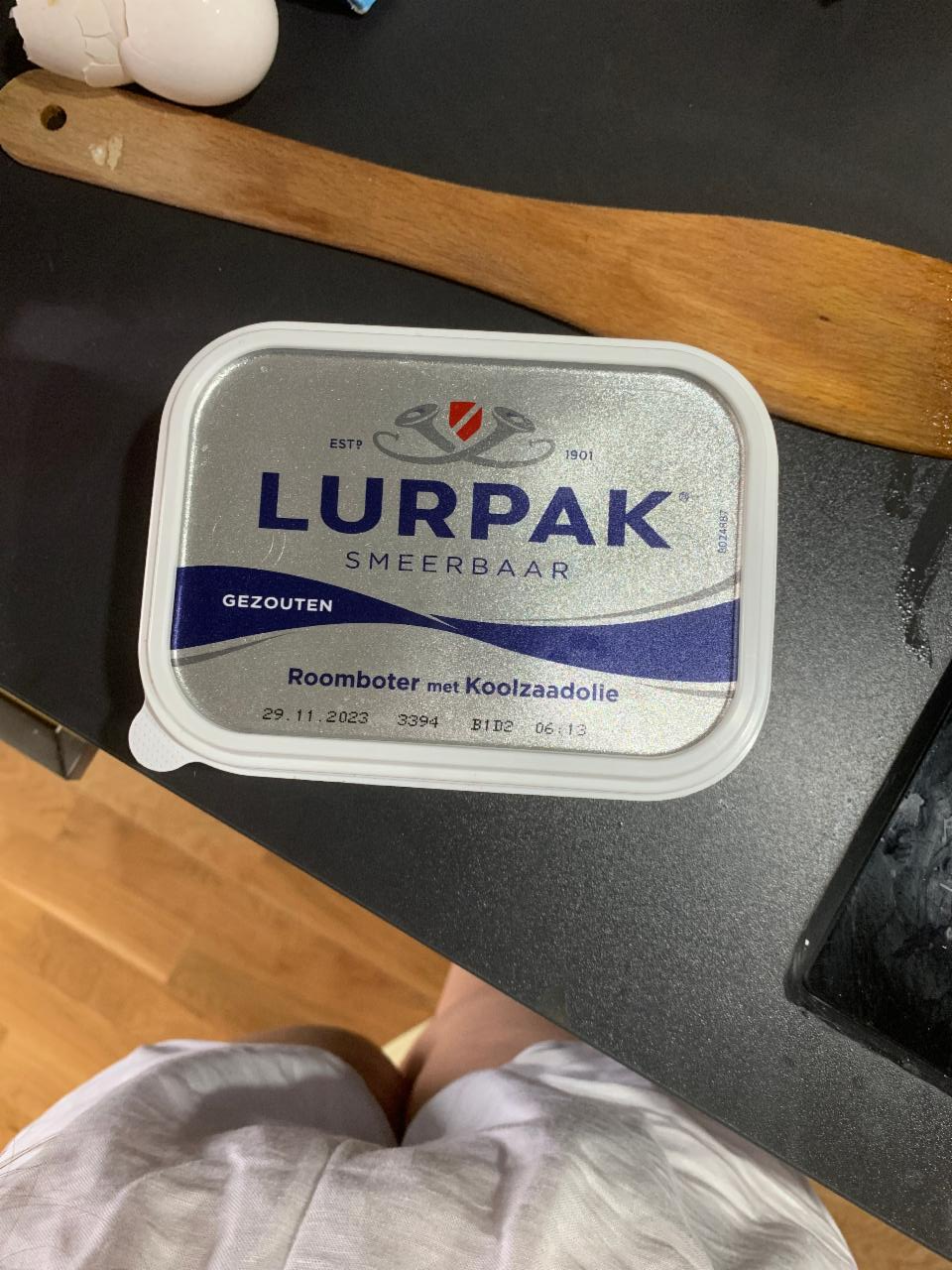 Фото - масло сливочное Lurpak