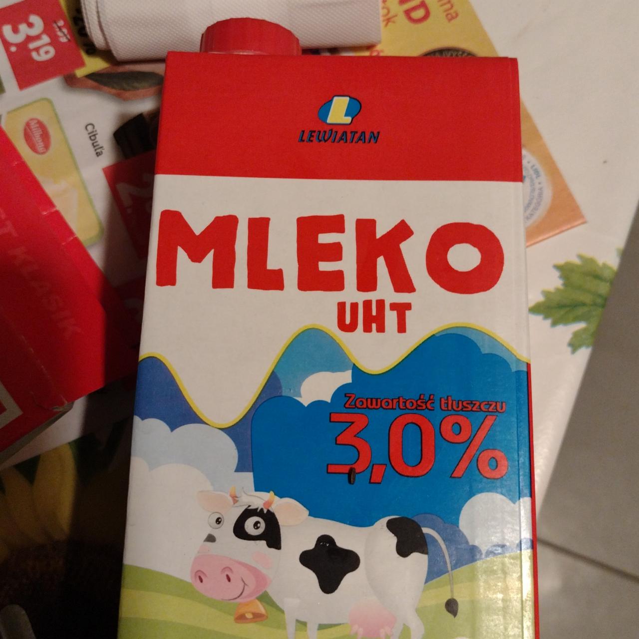 Фото - Молоко 3% Lewiatan