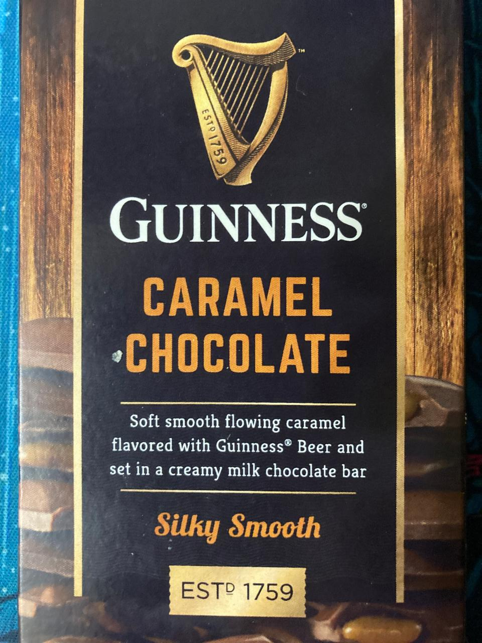Фото - Шоколад молочный с карамельной начинкой со вкусом пива Caramel Chocolate Guinness