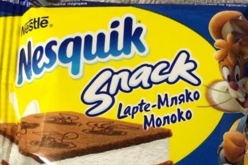 Фото - Бисквитное пирожное Snack Lapte Мляко молоко Nesguik Nestle