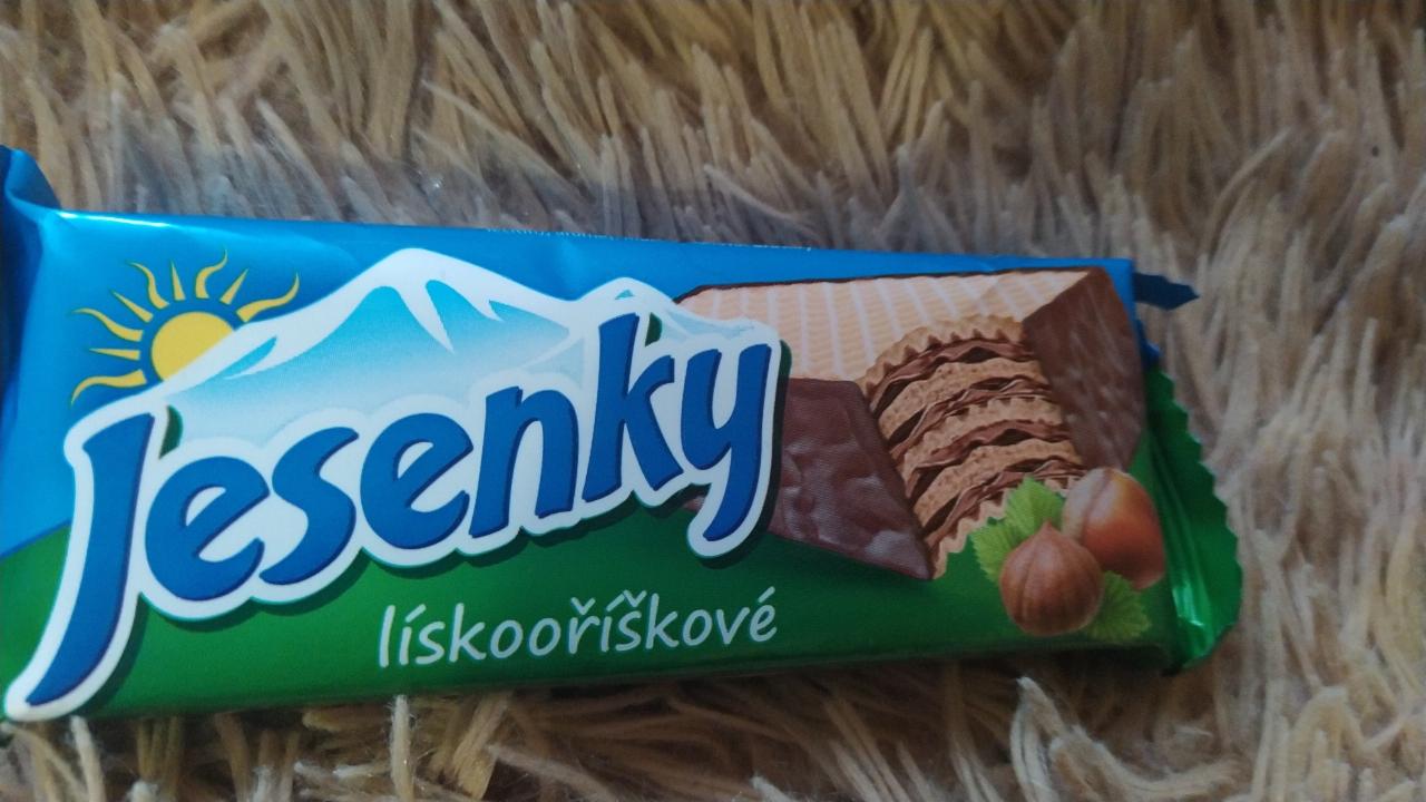 Фото - Вафля с ореховым вкусом Jesenky