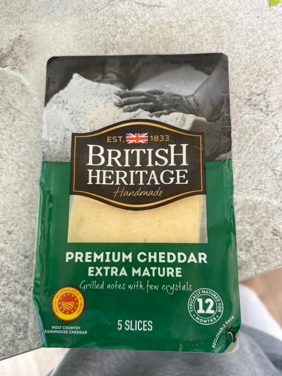 Фото - Premium Cheddar extra mature British heritage