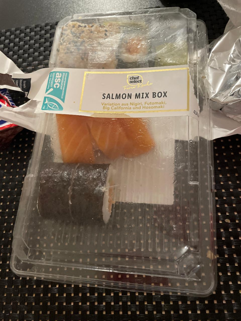Фото - микс суши с лососем Chef Select