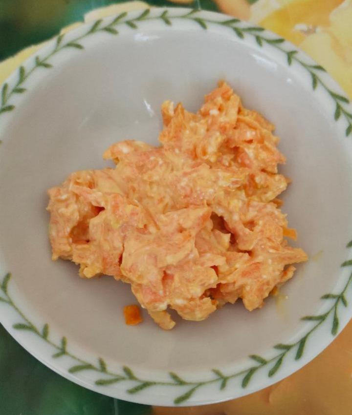 Фото - салат из моркови с сыром и чесноком