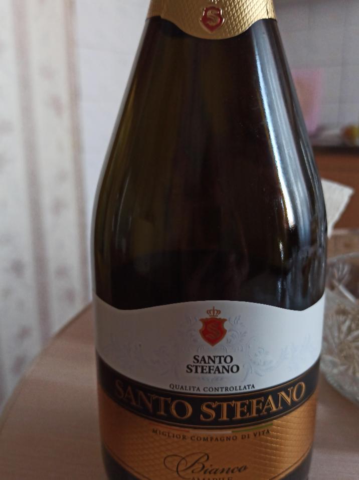 Фото - напиток винный особый полусладкий Bianco Santo Stefano