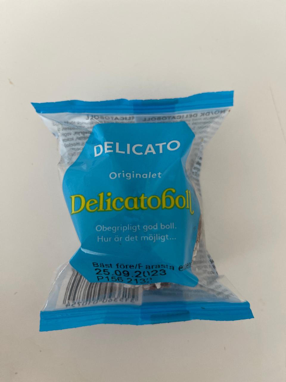 Фото - Пирожное с кокосом Delicatoboll Delicato