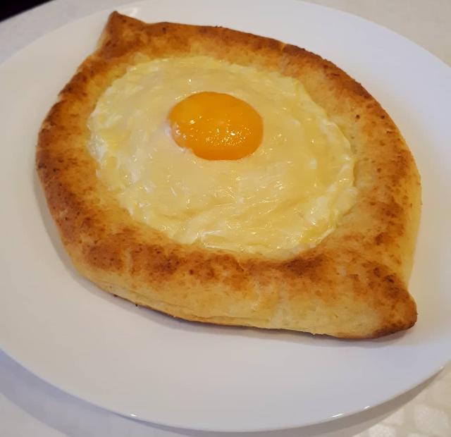 Фото - лодочка творожная с яйцом и сыром
