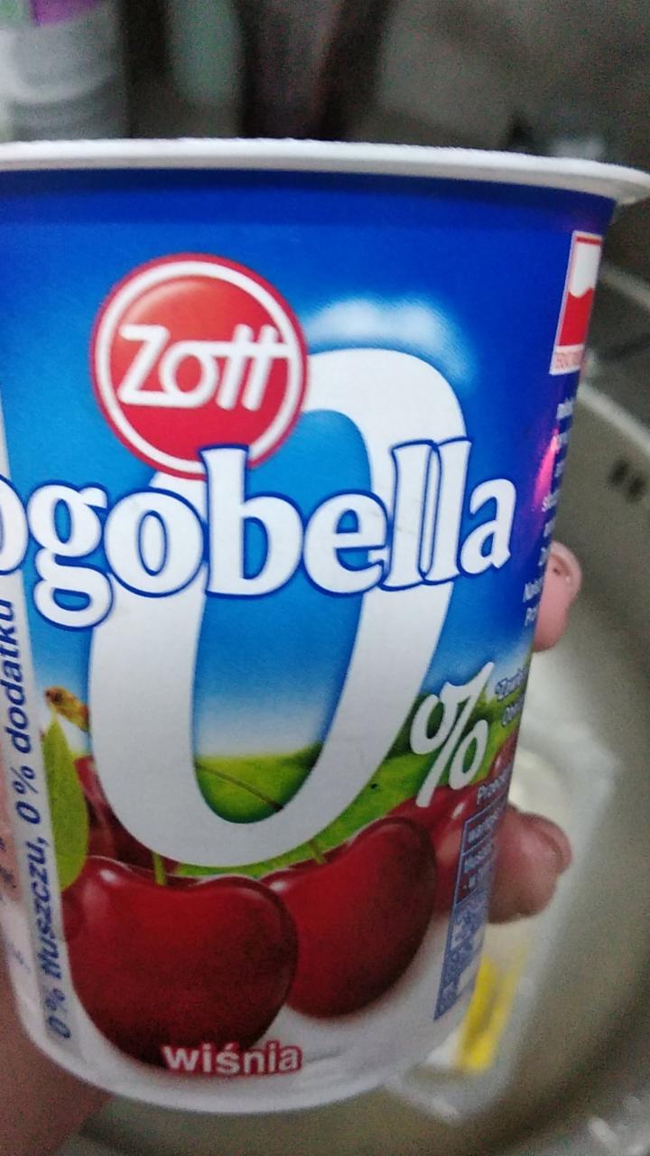 Фото - Jogobella 0% cherry Yoghurt Zott
