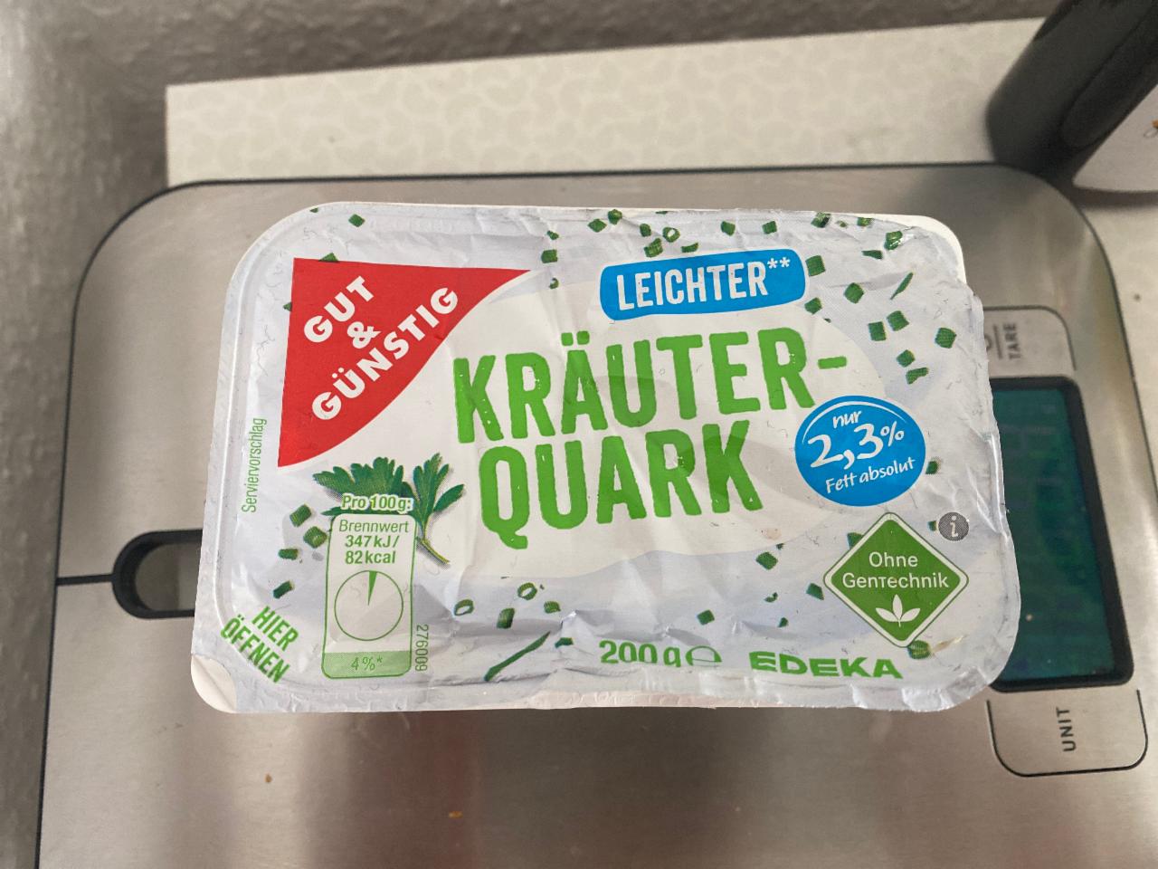 Фото - Сырная намазка с зеленью 2.3% Krauter Quark leicht Gut&Günstig