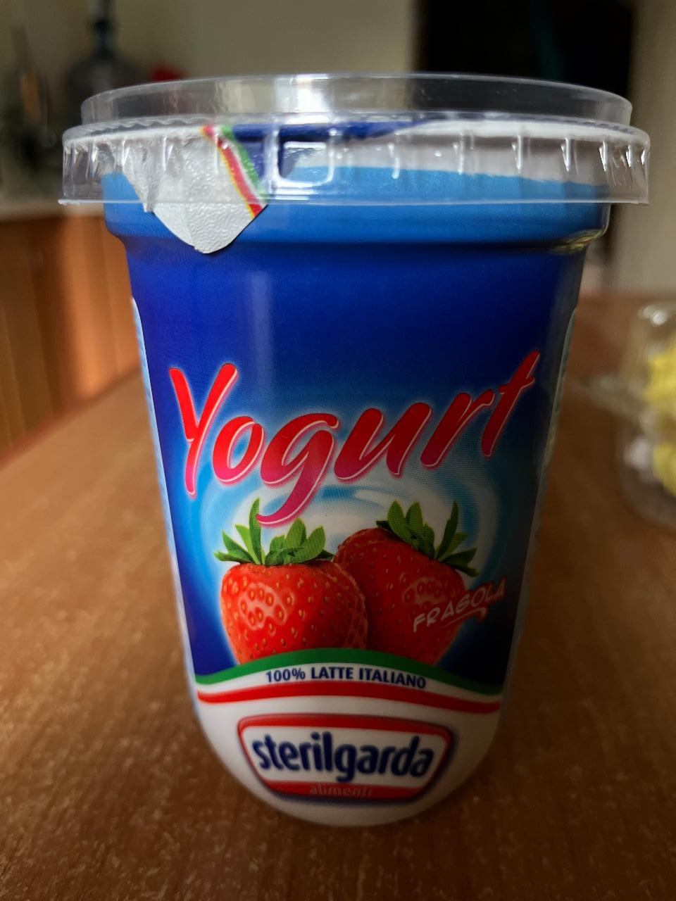 Фото - Йогурт клубничный Strawberry Yogurt Sterilgarda