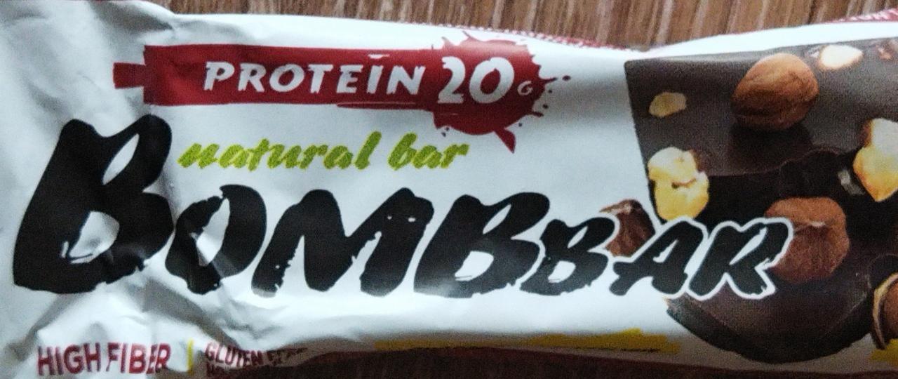 Фото - Батончик протеиновый шоколад-фундук Bombbar