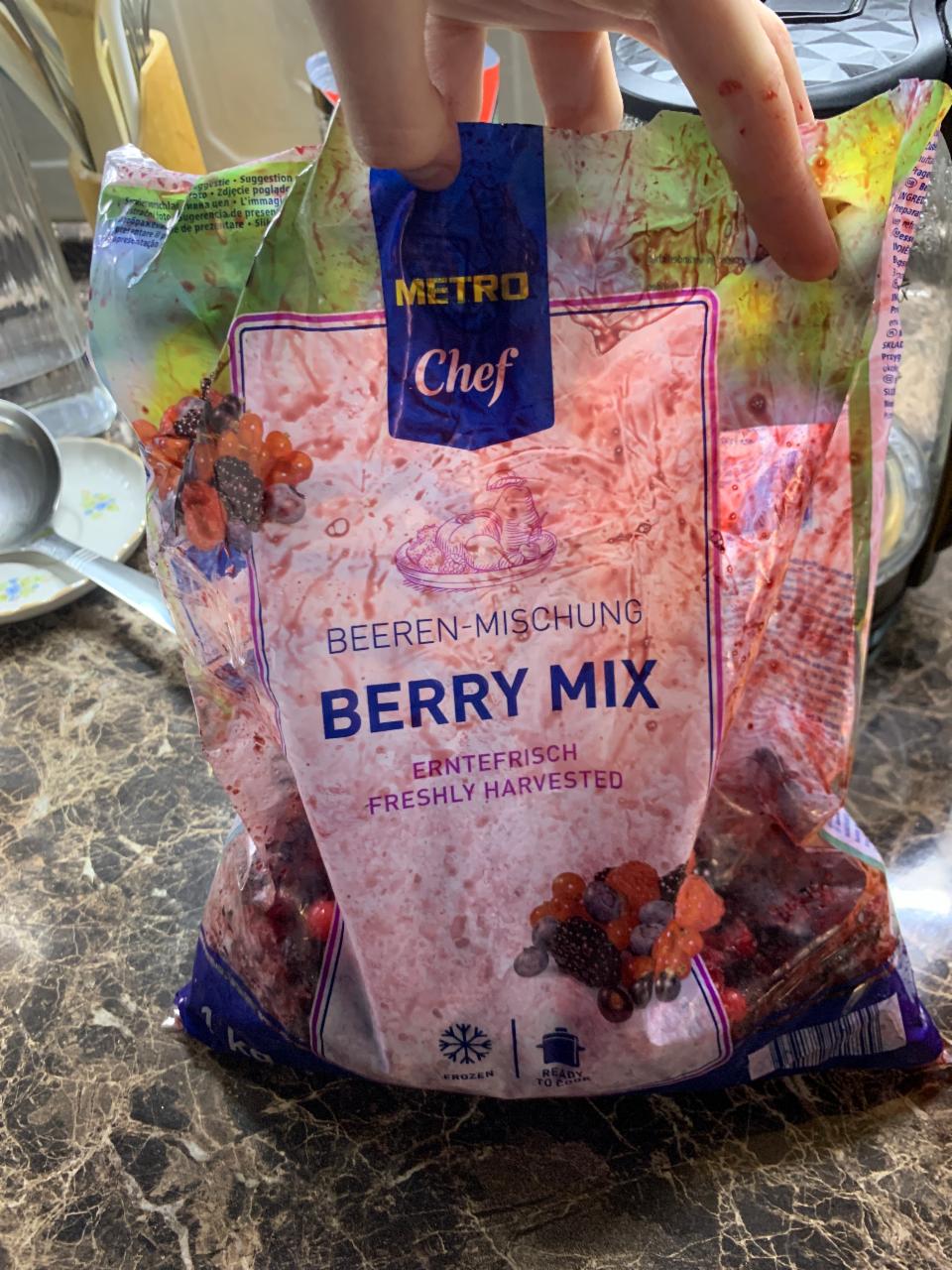 Фото - Berry mix Freshly harvested, frozen Metro Chef