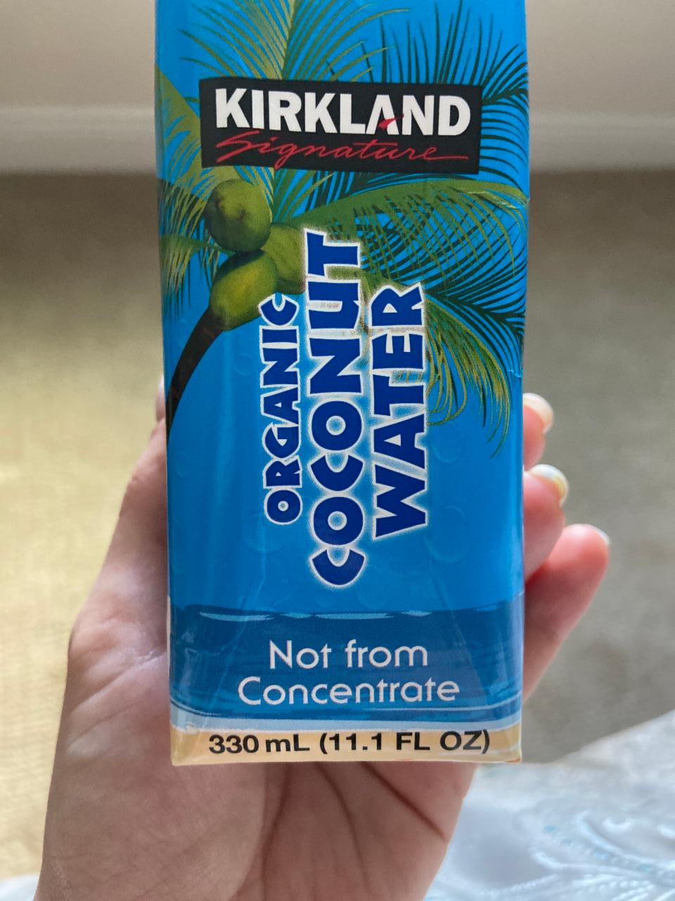 Фото - органическая кокосовая вода Kirkland