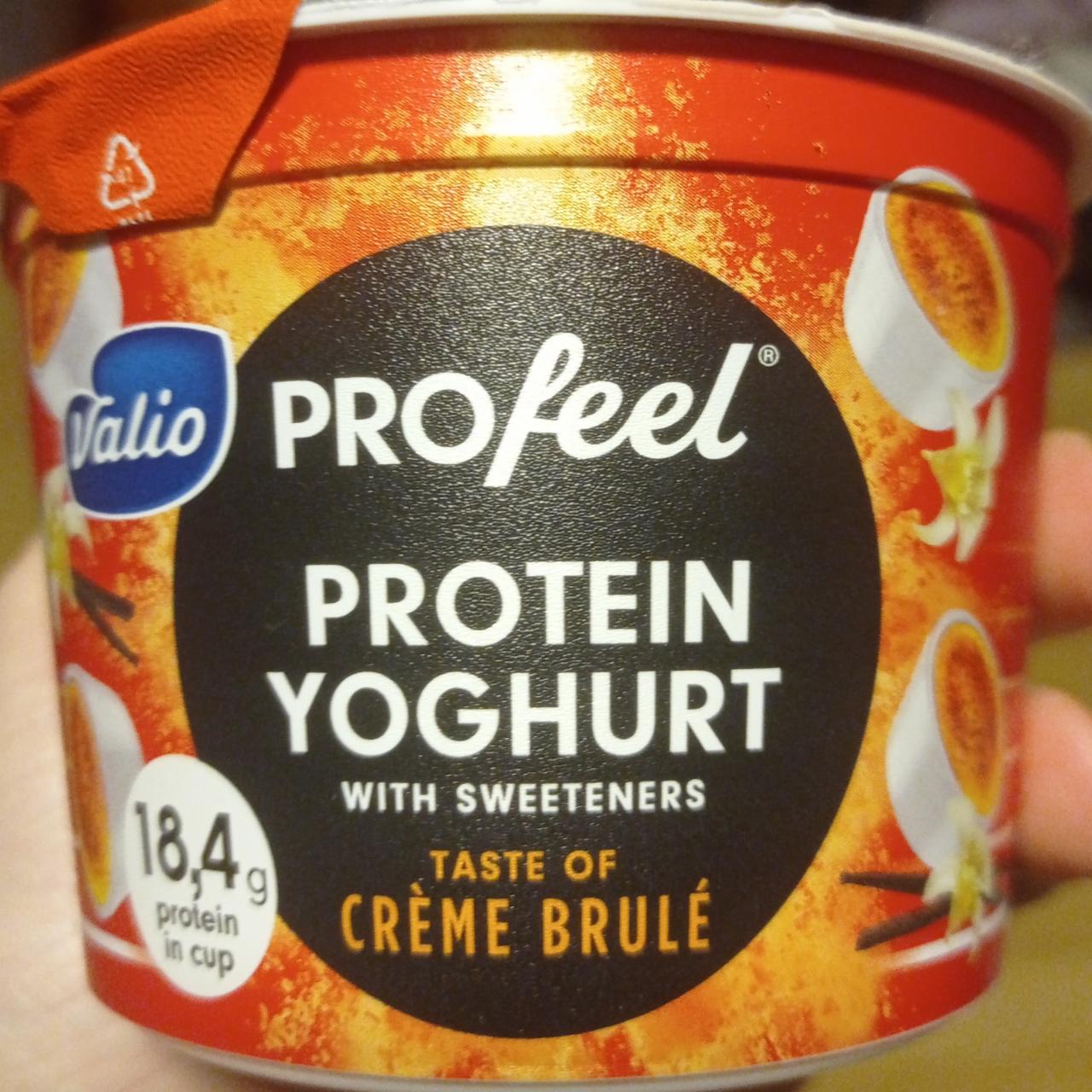 Фото - Протеиновый йогурт со вкусом крем брюле Profeel Valio