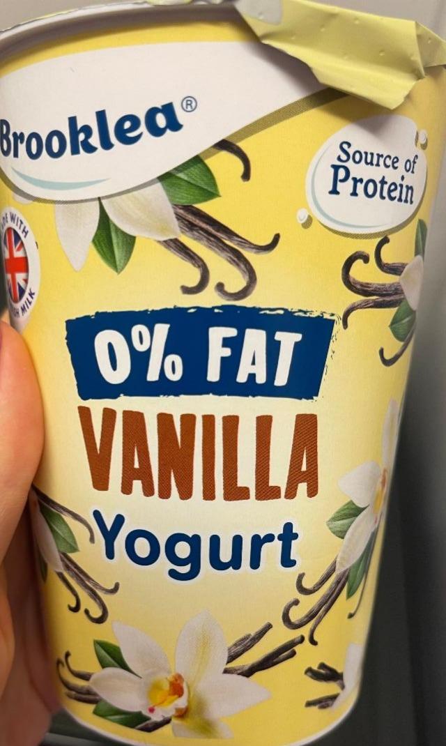 Фото - Йогурт 0% ванильный Vanilla Yogurt Brooklea