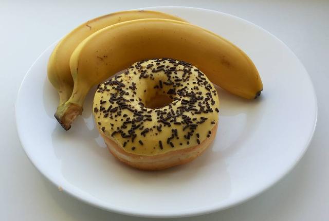 Фото - Пончик с бананом 