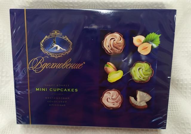 Фото - конфеты 'Вдохновение' mini cupcakes мини капкейки фисташковый, ореховый, кокосовый вкус