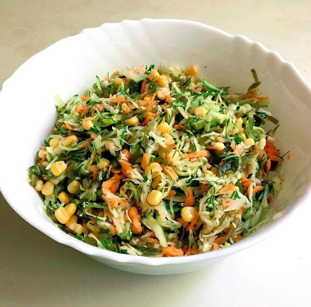 Фото - салат из морской капусты,огурца и кукурузы