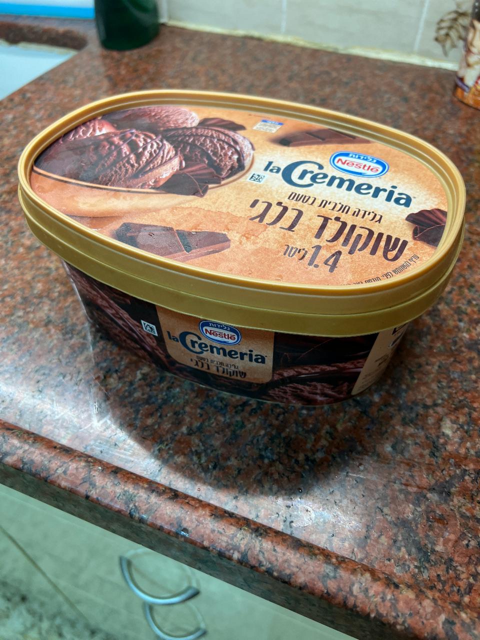 Фото - Молочное мороженное la Cremeria вкуса Бельгийского шоколада Nestlé