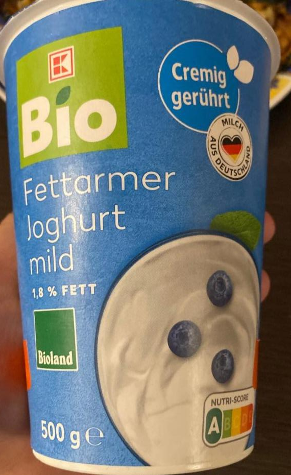 Фото - йогурт белый 1,8 % K-Bio