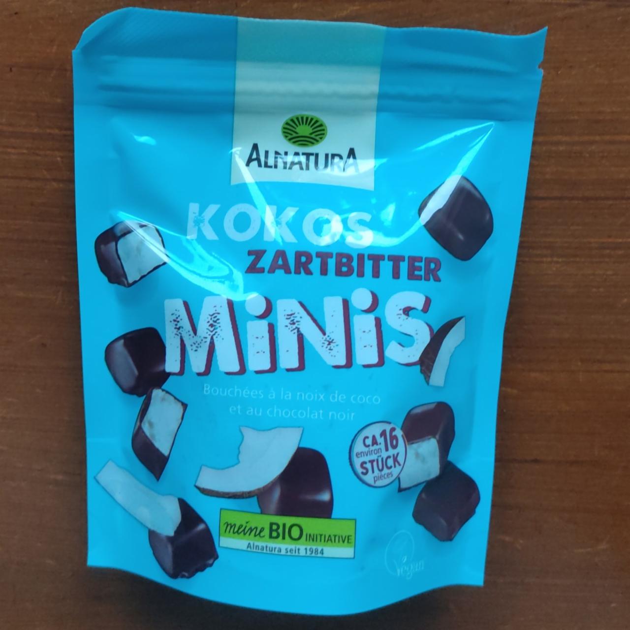Фото - Мини-конфеты из черного шоколада с кокосом Alnatura