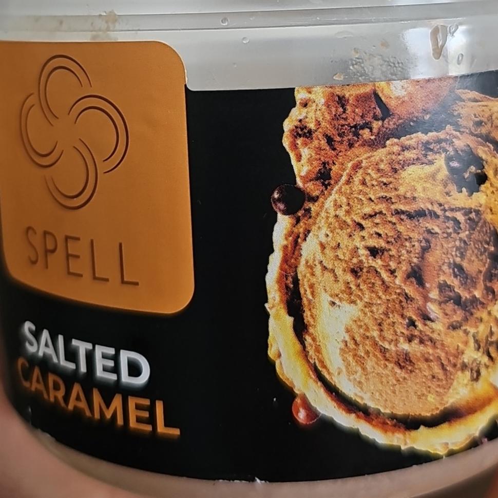 Фото - Мороженое сливочное с молочным шоколадом и кусочками соленой карамели Salted Caramel Spell