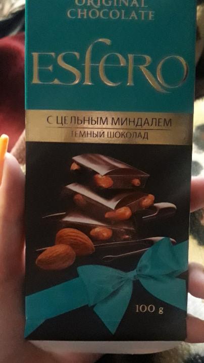 Фото - темный шоколад с цельным миндалем Esfero