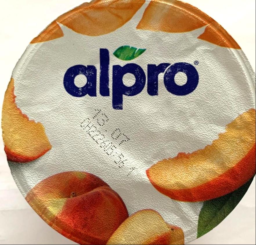 Фото - продукт ферментированный соевый йогурт с персиком Alpro