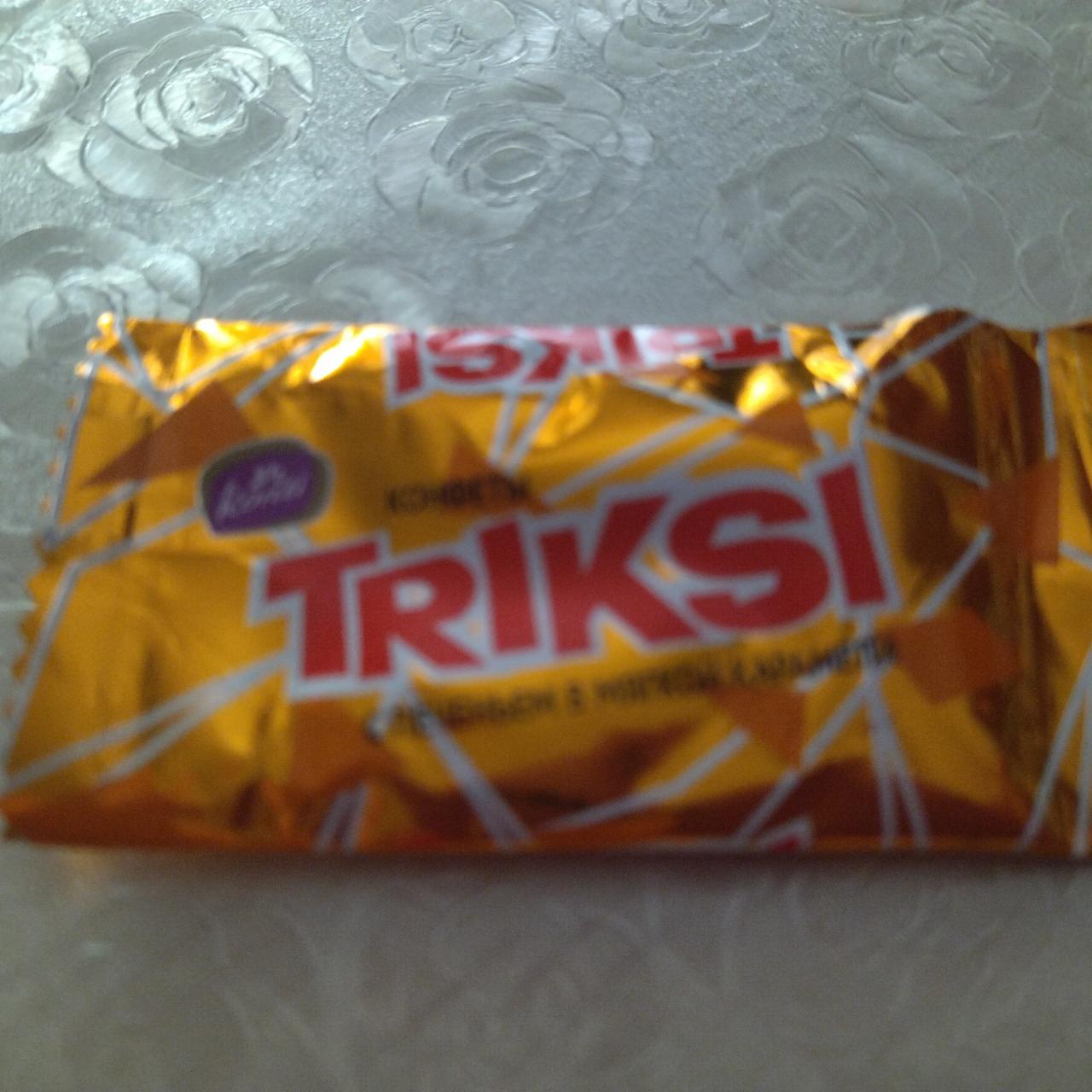 Фото - конфеты с печеньем в мягкой карамели Triksi