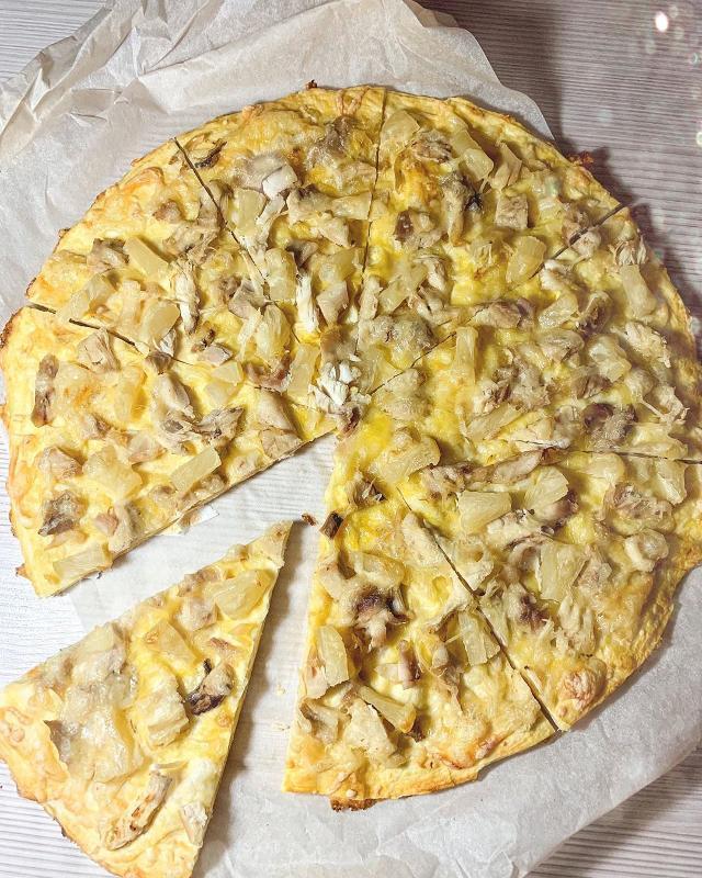 Фото - Пицца с курицей и ананасом
