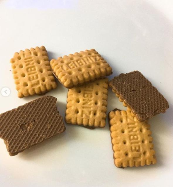 Фото - Печенье Leibniz minis Chocolate biscuit