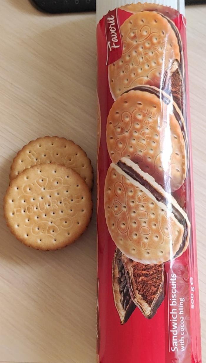 Фото - Печенье Sandwich biscuits with cocoa filling Favorit