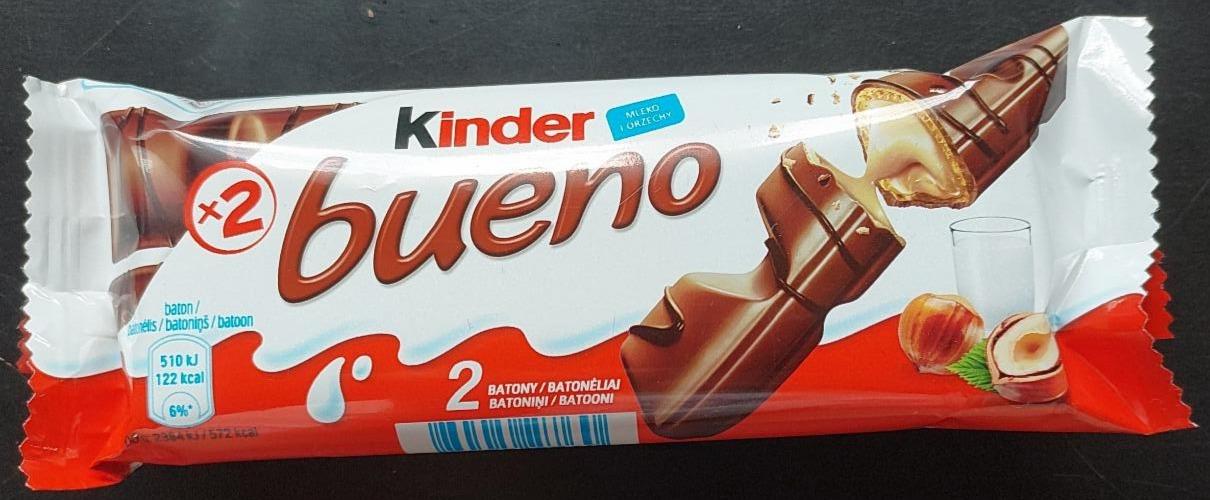 Фото - Вафельные батончики с молочно-ореховой начинкой в молочном шоколаде Ferrero Bueno Kinder