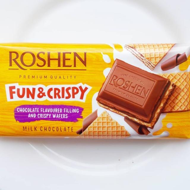 Фото - Шоколад молочный с шоколадной начинкой и вафлей Fun & Crispy Roshen