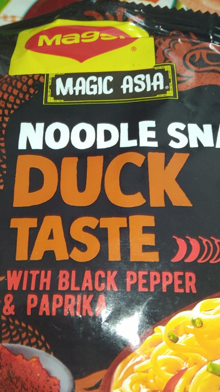 Фото - Noodle snack duck taste with black pepper & paprika Maggi