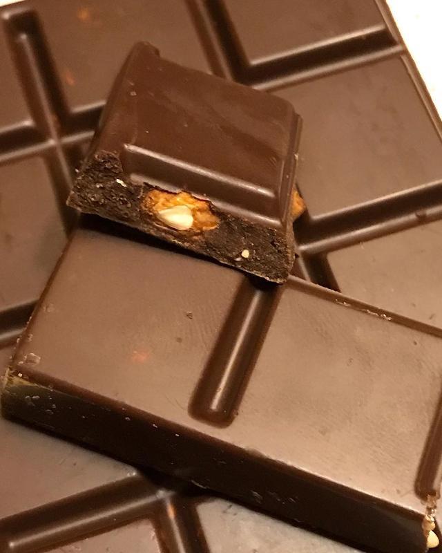Фото - Шоколад 'Бабаевский' 55% с карамелизированным миндалем