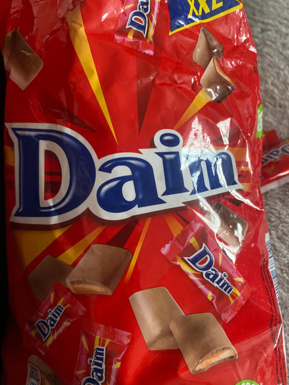 Фото - Шоколадные конфеты с карамельной начинкой Daim