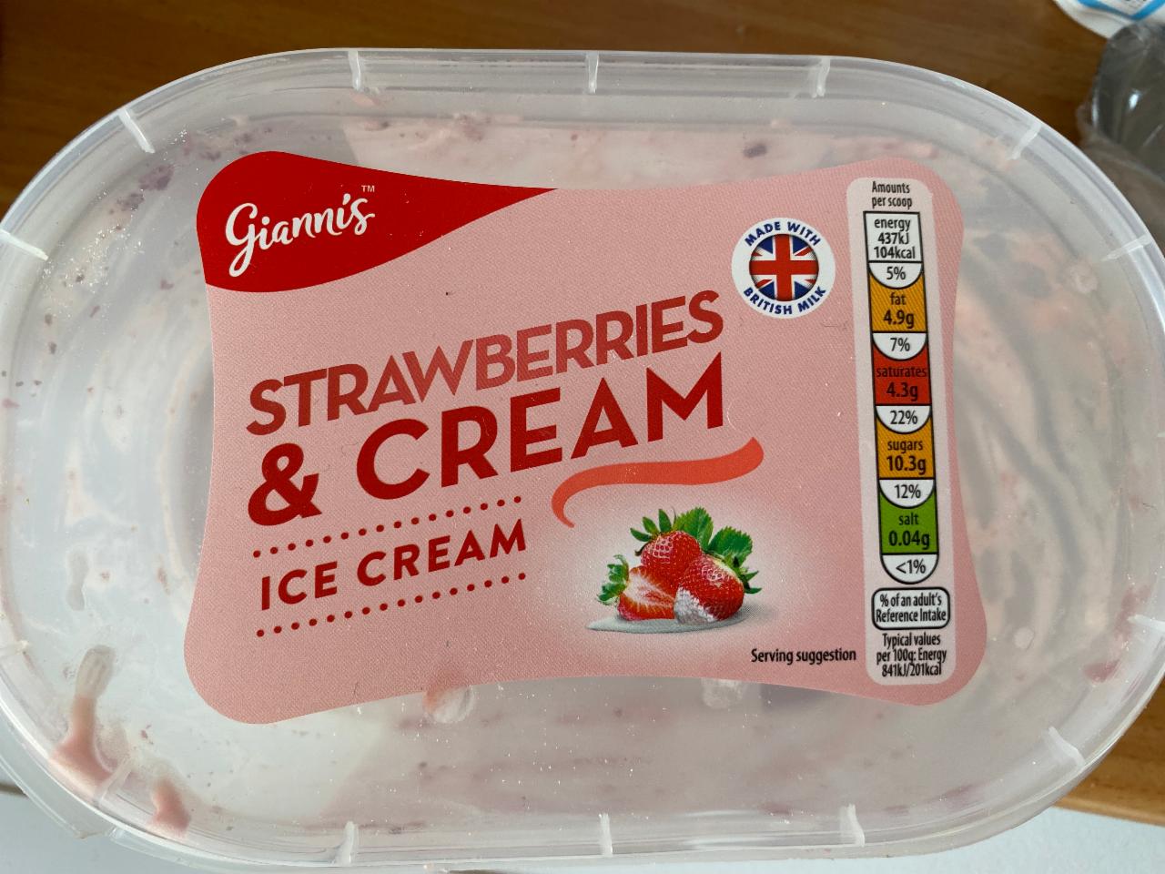 Фото - Мороженое клубника и крем Strawberries&Cream Ice Cream Giannis