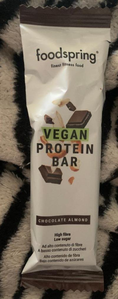 Фото - Батончик протеиновый Шоколад-Мигдаль Vegan Protein Bar Foodspring