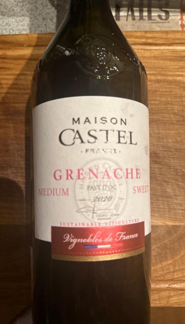 Фото - Вино красное полусладкое Maison Castel
