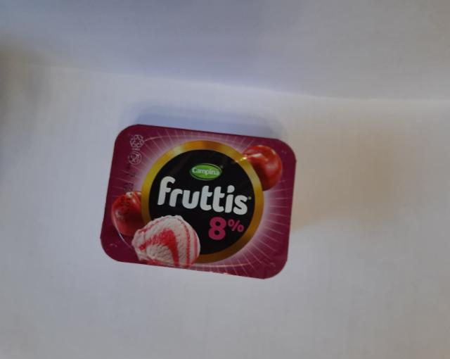 Фото - Продукт йогуртный Вишневый пломбир 8% Fruttis