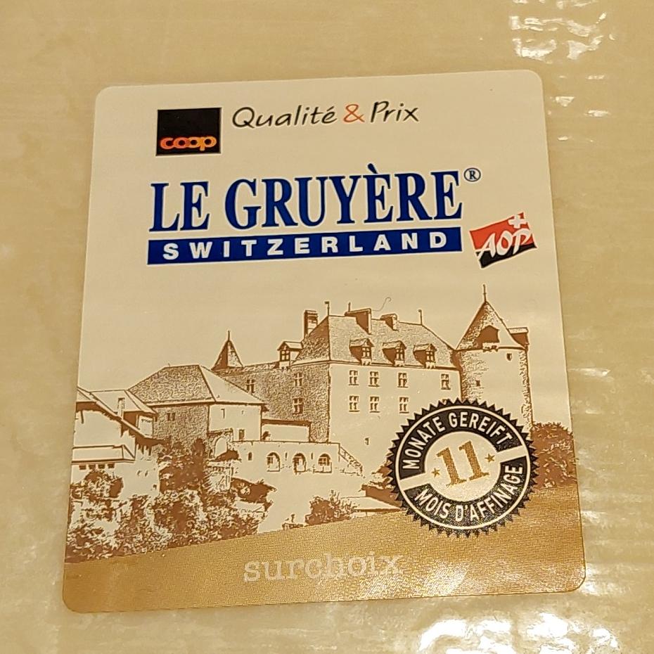 Фото - Твердый сыр Le Gruyère Switzerland Coop