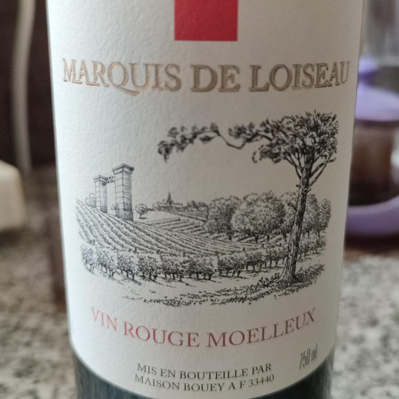 Фото - Вино 10.5% красное полусладкое Marquis de Loiseau